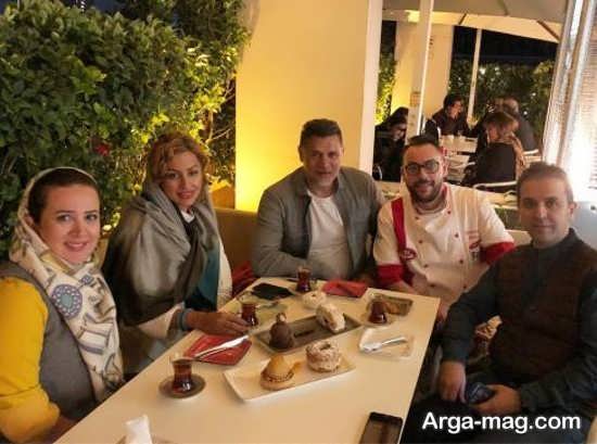 دورهمی شبانه علی دایی در یک رستوران لاکچری/عکس دورهمی شبانه علی دایی در یک رستوران لاکچری/عکس