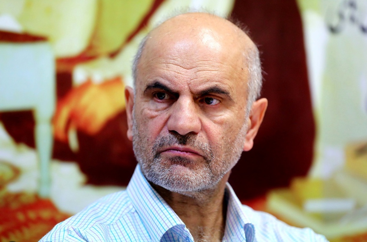 فرشاد مومنی: دانشگاه شریف میگوید تمایل به خروج از کشور در بین دانشگاهیان، بعد از شوکهای ارزی دوبرابر شده است فرشاد مومنی: دانشگاه شریف میگوید تمایل به خروج از کشور در بین دانشگاهیان، بعد از شوکهای ارزی دوبرابر شده است