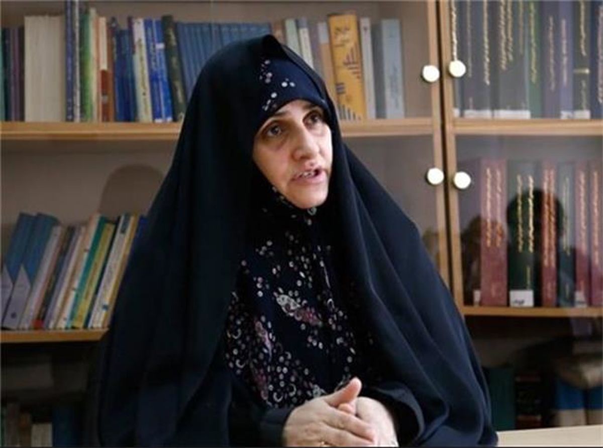 نقش زنان رؤسای جمهور در دولت‌ها چگونه بوده است؟