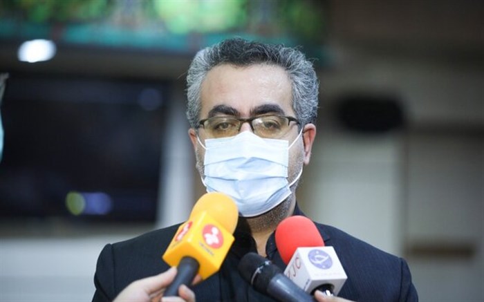 جهانپور: با وجود تولید واکسن داخلی کرونا، واکسن‌های وارداتی حذف نمی‌شود؛ ممنوعیتی در این زمینه نداریم
