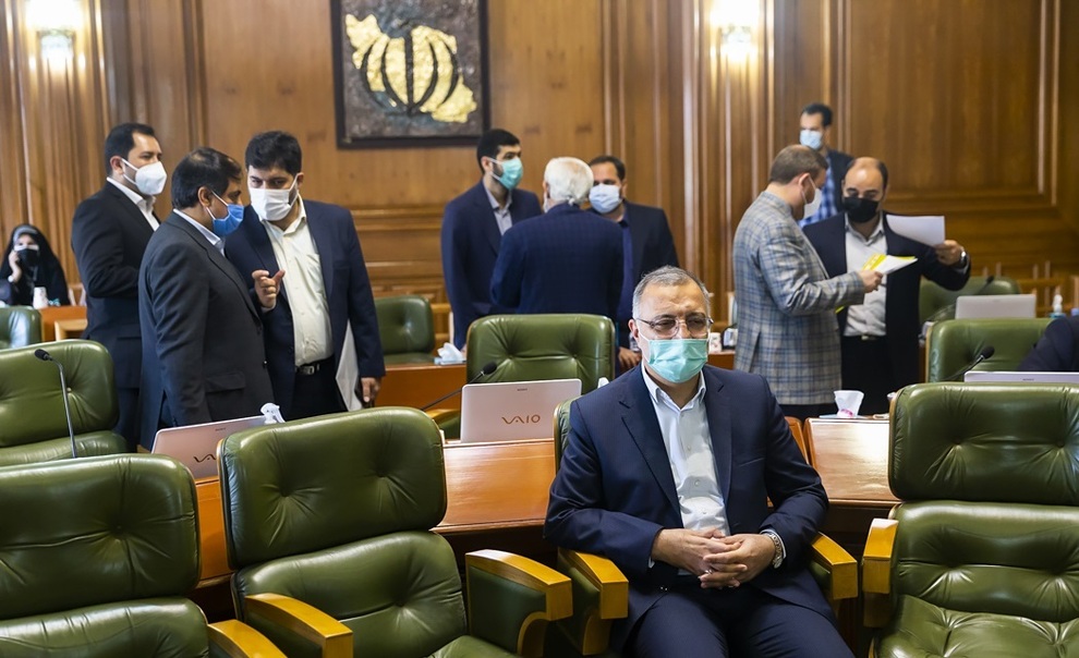 تغییر قانون کشور برای شهردار شدن زاکانی!