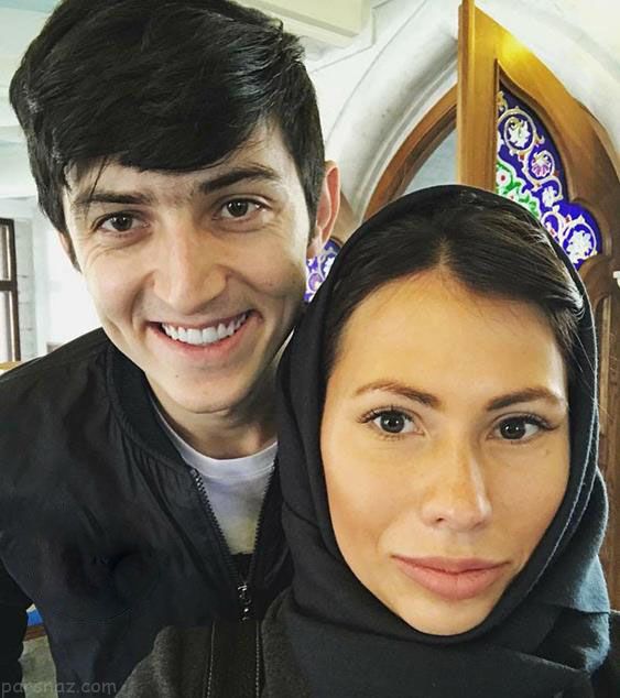 مسجد رفتن سردار آزمون با مجری زن مشهور روس/عکس