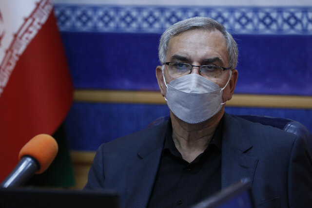 وزیر بهداشت: آماده‌باش به تمام مراکز درمانی / احتمال تغییر در تصمیمات ستاد کرونا با تغییر شرایط