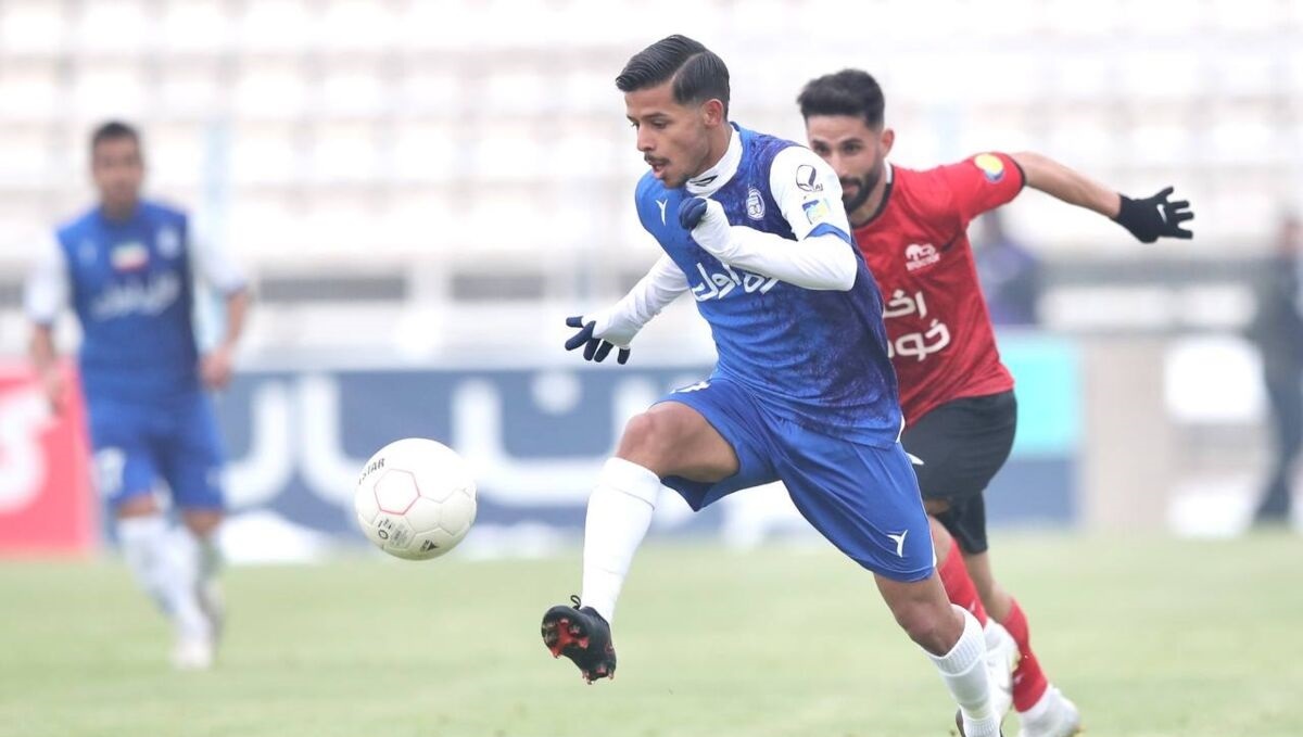 مهدی قایدی روی اعصاب ساپینتو مهدی قایدی روی اعصاب ساپینتو