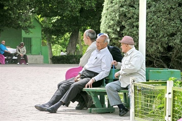 برای کدام گروه از بازنشستگان ۹ میلیون واریز شد