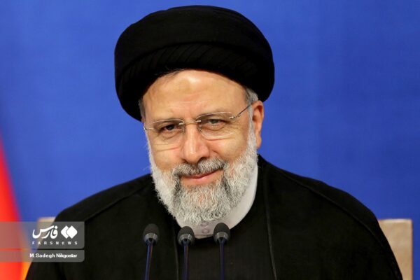 جدال اصولگرایان و دولتیها بر سر عملکرد ضعیف رئیسی جدال اصولگرایان و دولتیها بر سر عملکرد ضعیف رئیسی