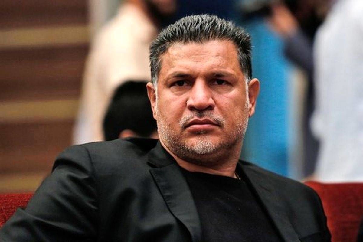 علی دایی: دروغ می گویند؛ همسرم نه ممنوع الخروج بود، نه تعهدی داده بود و نه داشت می رفت آمریکا؛ این هم بلیت برگشت او برای دوشنبه هفته بعد (+عکس)