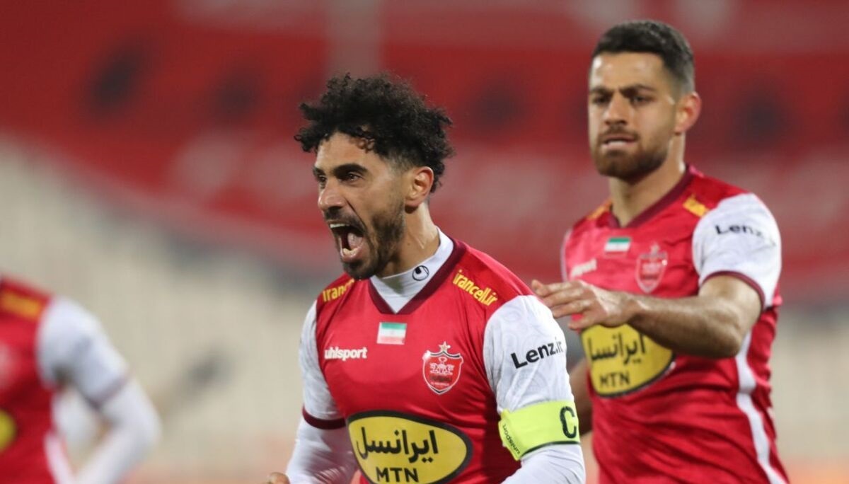 حاشیههای جالب برای گل کاپیتان پرسپولیس حاشیههای جالب برای گل کاپیتان پرسپولیس