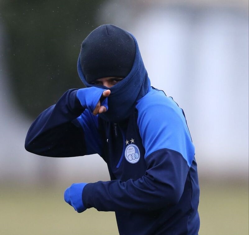 تصویری عجیب از محمدرضا مرادمنددر تمرین استقلال