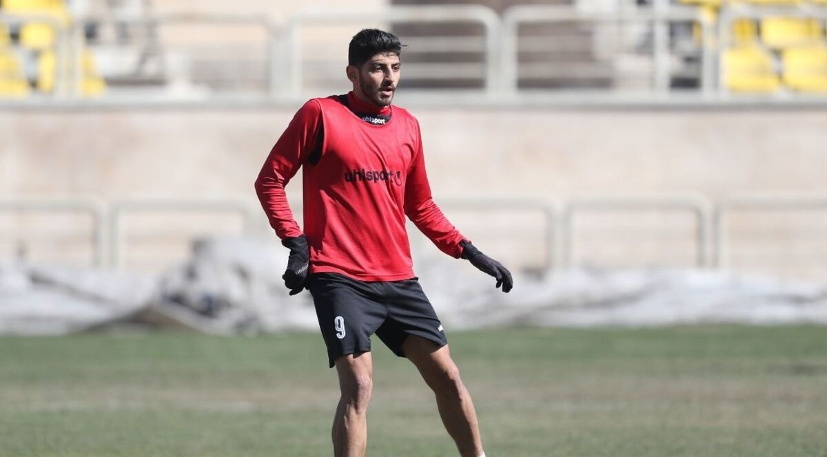 عملکرد ضعیف تیم پرسپولیس در بازی آخر زیر سر این ۵ بازیکن عملکرد ضعیف تیم پرسپولیس در بازی آخر زیر سر این ۵ بازیکن