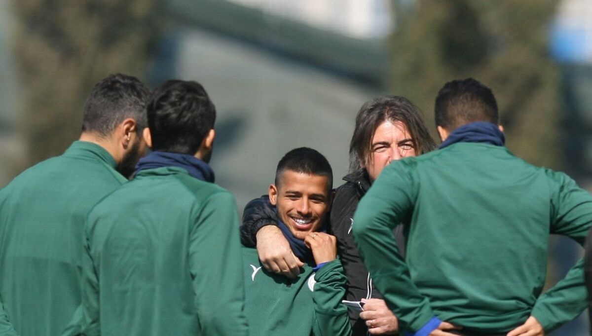 اولین اقدام ساپینتو بعد از برگشت به ایران اولین اقدام ساپینتو بعد از برگشت به ایران