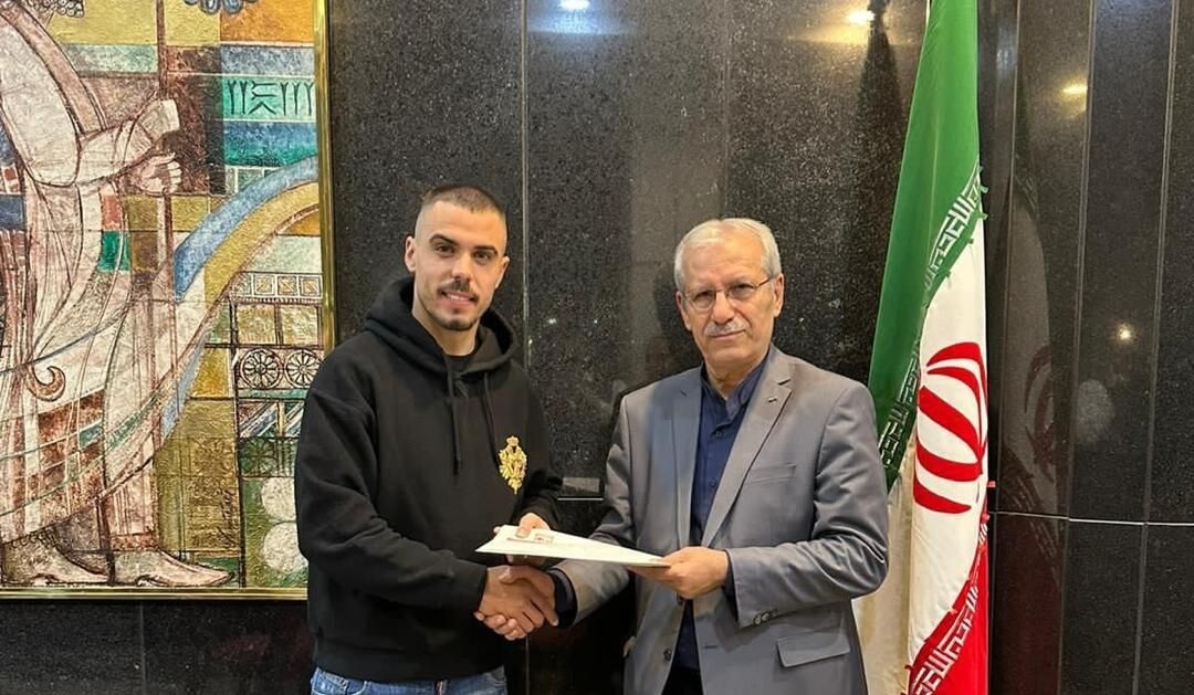 آمار اشتباهی که درباره یک ستاره به فتحاللهزاده دادند! آمار اشتباهی که درباره یک ستاره به فتحاللهزاده دادند!