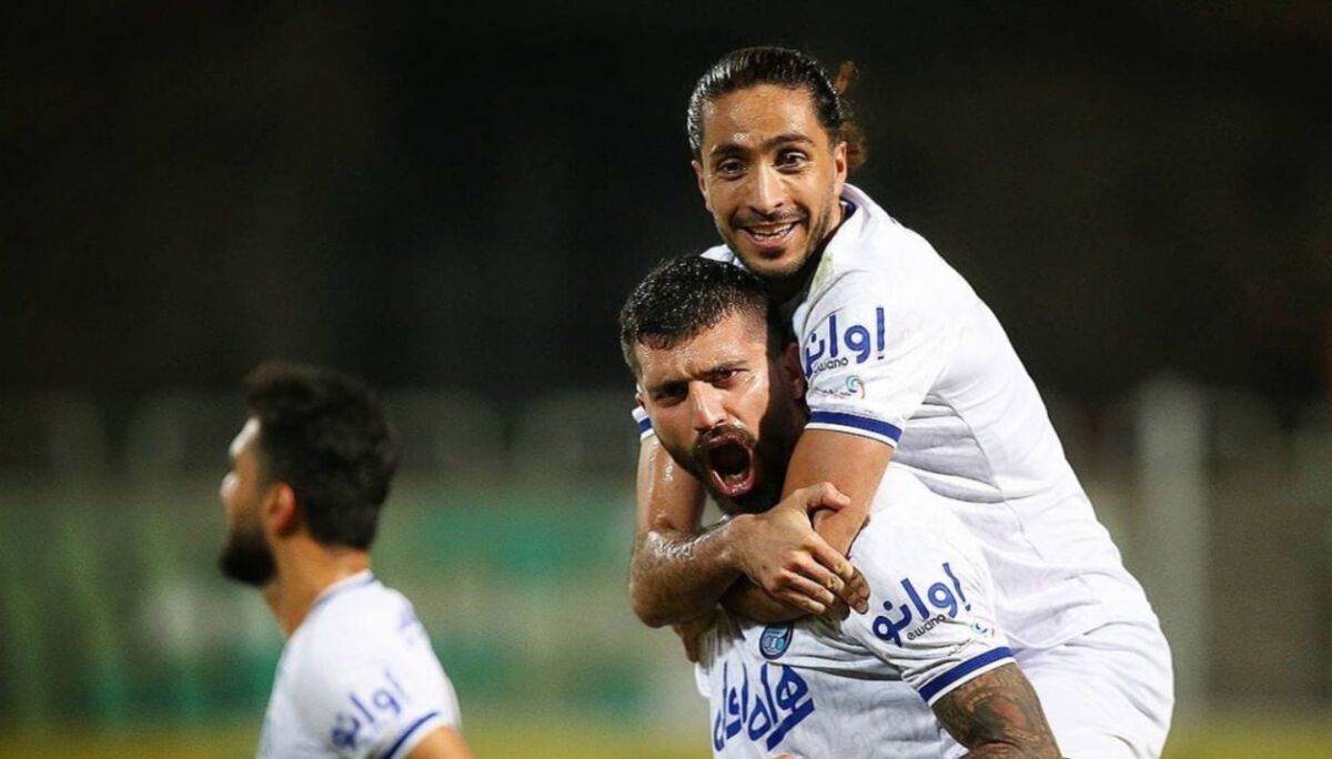 تبانی سیاوش یزدانی با سپاهان ؟ تبانی سیاوش یزدانی با سپاهان ؟