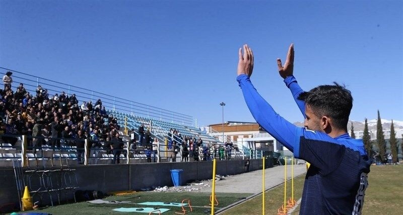 اتفاق عجیب؛ استقلالیها را به کمپ راه ندادند اتفاق عجیب؛ استقلالیها را به کمپ راه ندادند