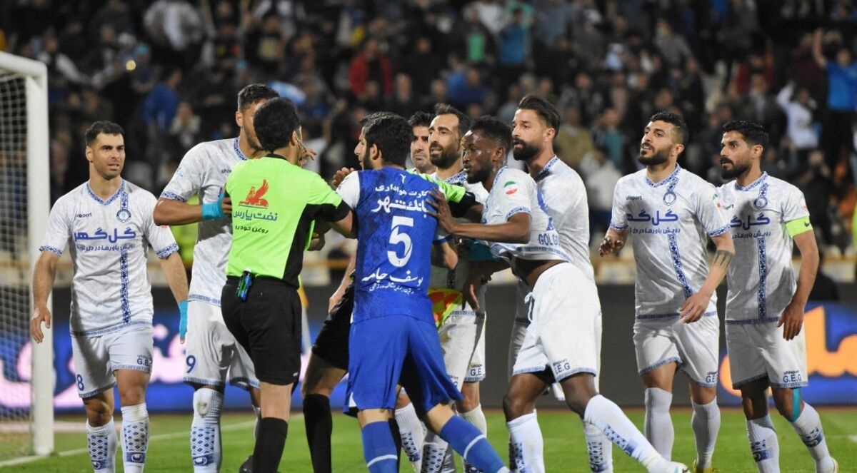 این استقلال دوم هم نمیشود چه برسد قهرمان این استقلال دوم هم نمیشود چه برسد قهرمان