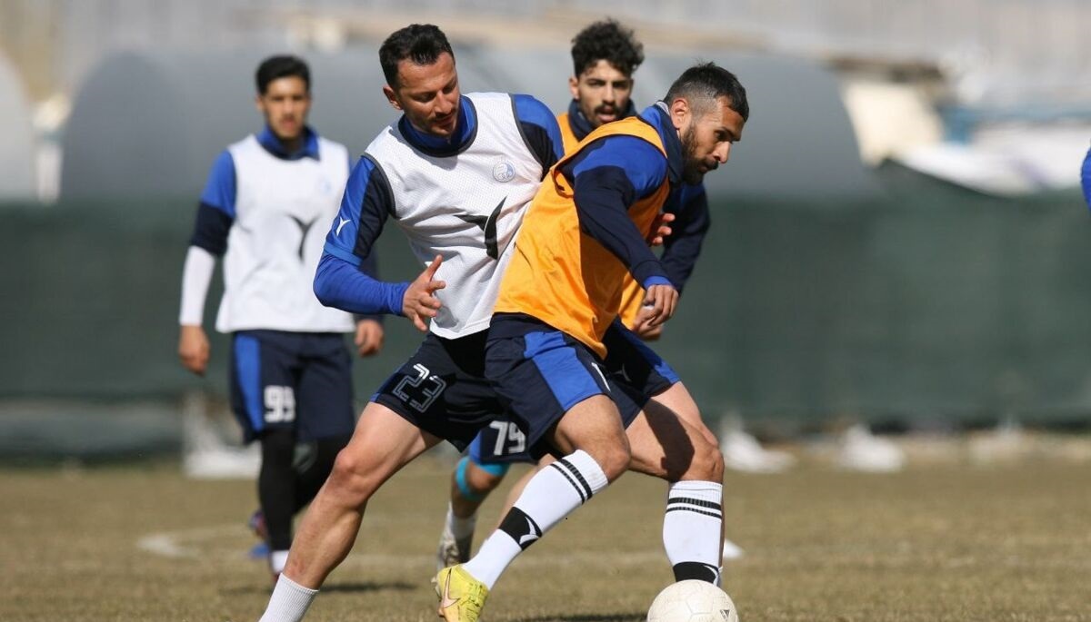 ساپینتو قید این بمب بزرگ استقلال را زد ساپینتو قید این بمب بزرگ استقلال را زد