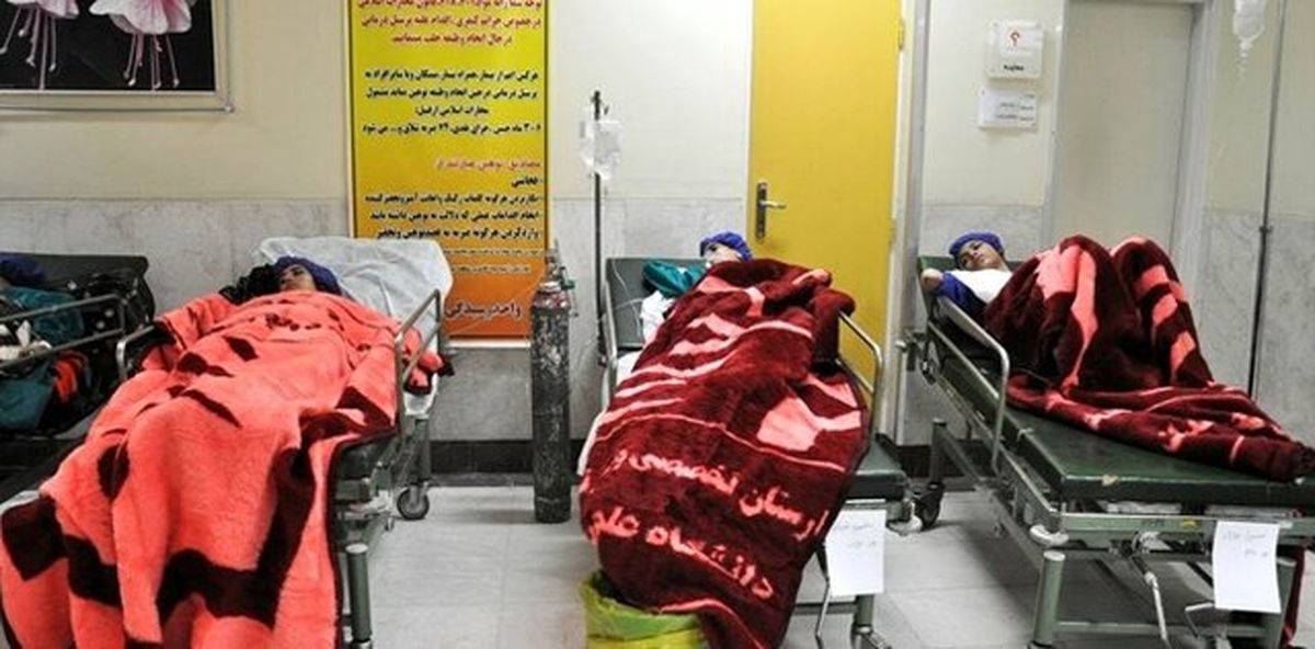تراژدی مسمومیت دانش‌آموزان