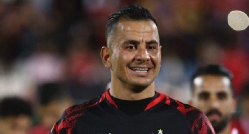 حامد لک یا احمد گوهری کدام یک از پرسپولیس جدا می شوند ؟ حامد لک یا احمد گوهری کدام یک از پرسپولیس جدا می شوند ؟