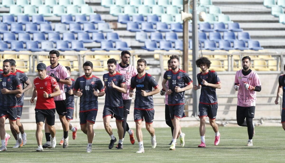 پرسپولیس مقابل تراکتور دبلهتتریک میکند؟ پرسپولیس مقابل تراکتور دبلهتتریک میکند؟