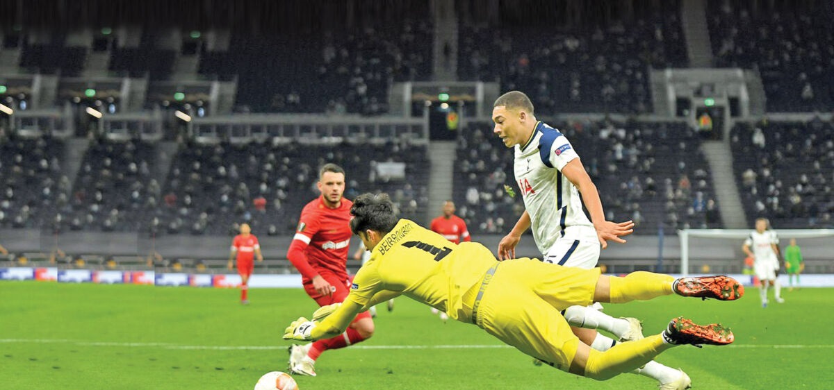 ماجرای خرید نیمکت نشین پرسپولیس ؛ آقای ستاره احیا می شود ؟ ماجرای خرید نیمکت نشین پرسپولیس ؛ آقای ستاره احیا می شود ؟