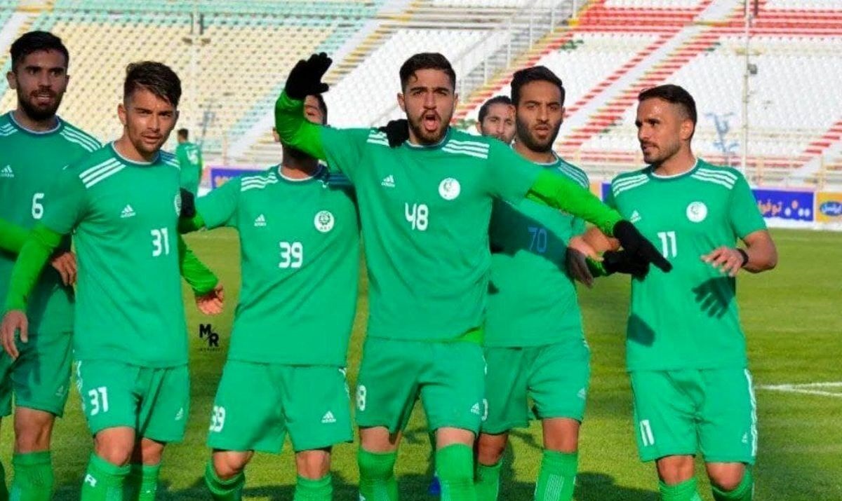 پدیده ۱۸ ساله لیگ یک در لیست یحیی گل محمدی پدیده ۱۸ ساله لیگ یک در لیست یحیی گل محمدی