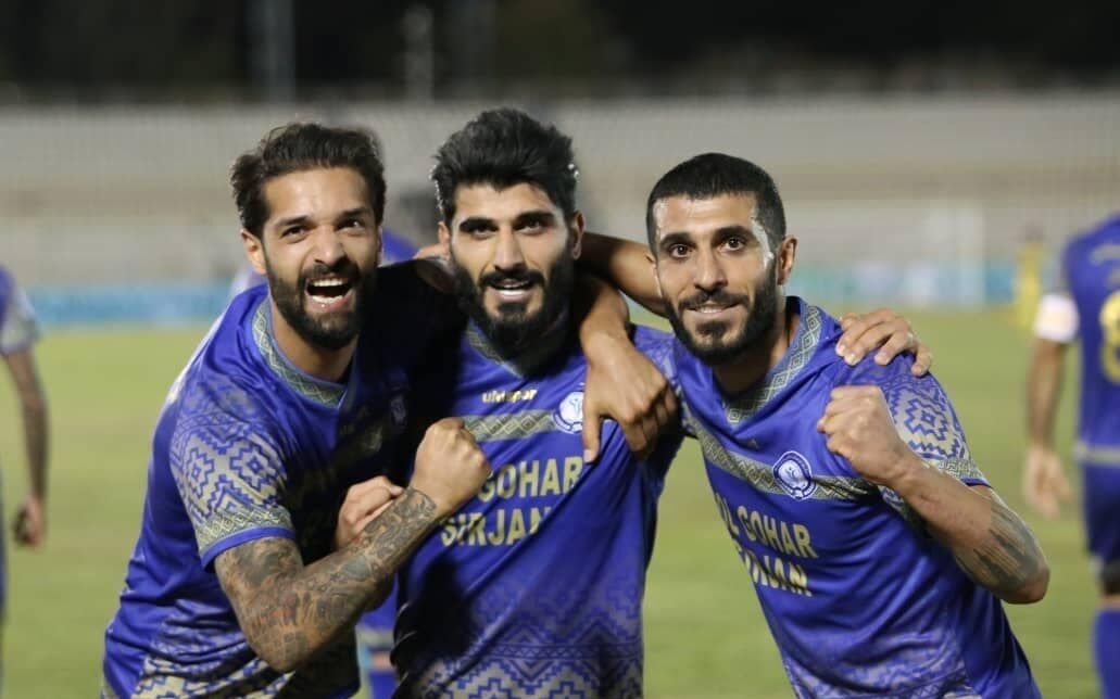 یحیی برای جذب ستاره استقلالی کوتاه آمد یحیی برای جذب ستاره استقلالی کوتاه آمد