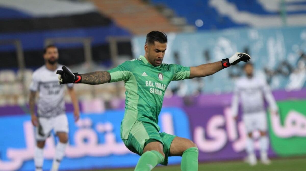 یک استقلالی فاش کرد ؛ این ستاره با پرسپولیس بست