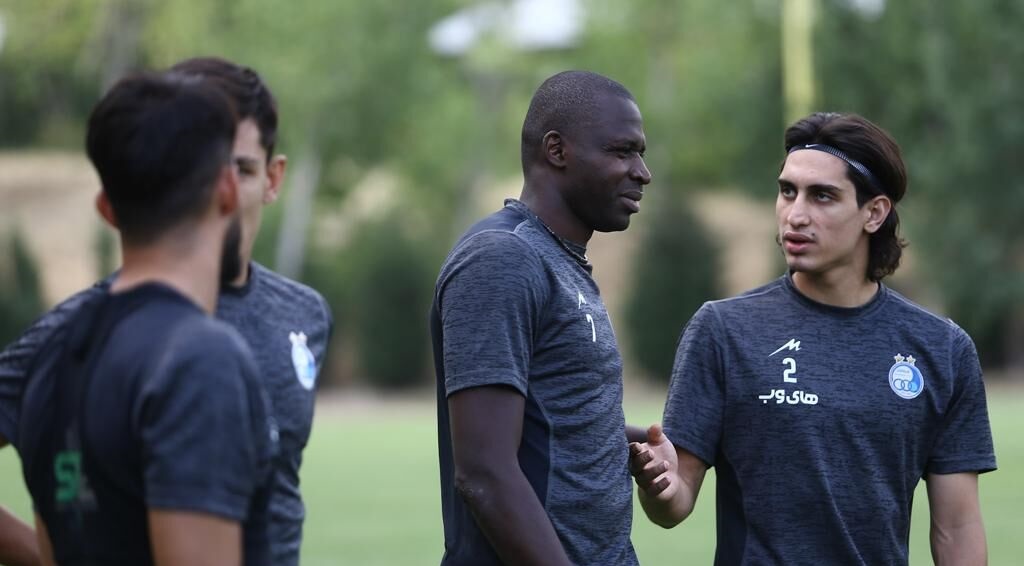 علاقه ستاره استقلالیها به حضور در پرسپولیس ؛ یحیی قبول می کند ؟ علاقه ستاره استقلالیها به حضور در پرسپولیس ؛ یحیی قبول می کند ؟