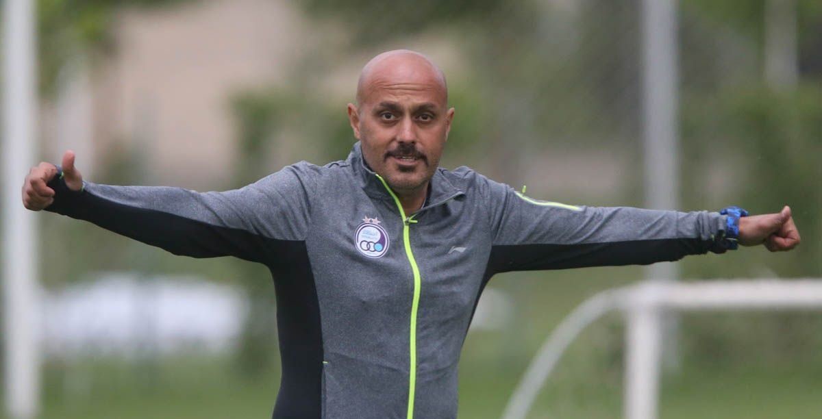 طعنه به پرسپولیسی ها : شاید بمبهای پرسپولیس درون باشگاه منفجر شوند طعنه به پرسپولیسی ها : شاید بمبهای پرسپولیس درون باشگاه منفجر شوند