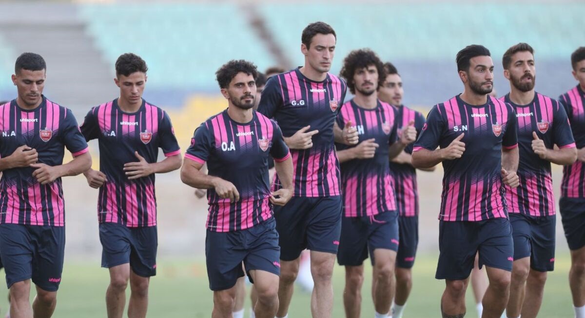 کاسه کوزههای مشکل بزرگ پرسپولیس بر سر مربی بدنساز شکسته نمیشود! کاسه کوزههای مشکل بزرگ پرسپولیس بر سر مربی بدنساز شکسته نمیشود!