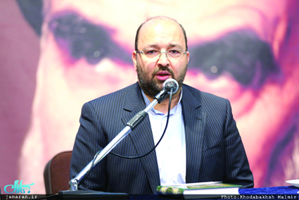 اسنادی که توسط سیدحسن خمینی منتشر خواهد شد، میتواند توقف مصادره امام باشد اسنادی که توسط سیدحسن خمینی منتشر خواهد شد، میتواند توقف مصادره امام باشد