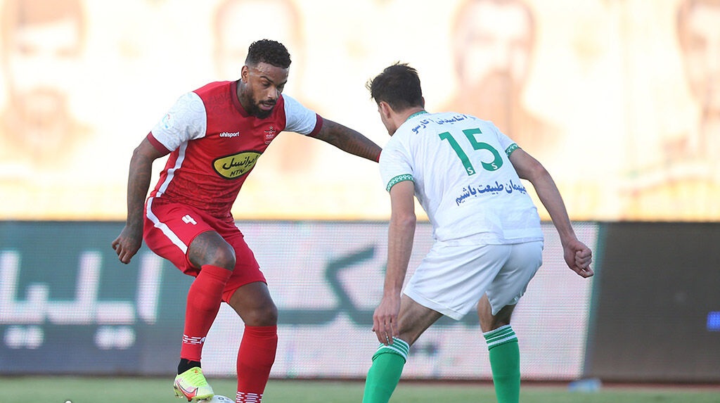 تبعید خرید گران قیمت پرسپولیس به نیمکت ؟ تبعید خرید گران قیمت پرسپولیس به نیمکت ؟