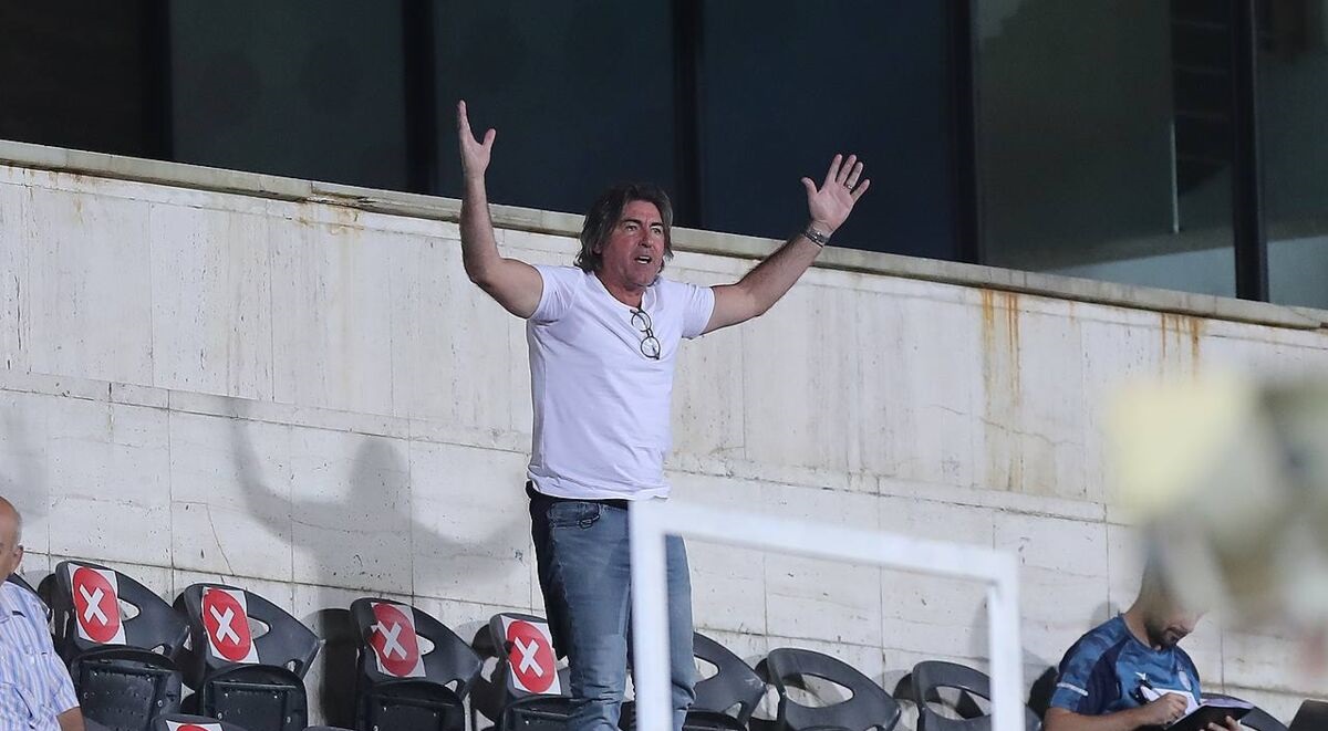 درخواست مهم ساپینتو پس از اشتباهات داوران علیه استقلال درخواست مهم ساپینتو پس از اشتباهات داوران علیه استقلال