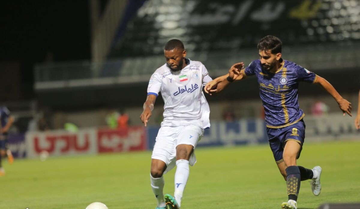 ستاره استقلال به پرسپولیس پیشنهاد شد ستاره استقلال به پرسپولیس پیشنهاد شد