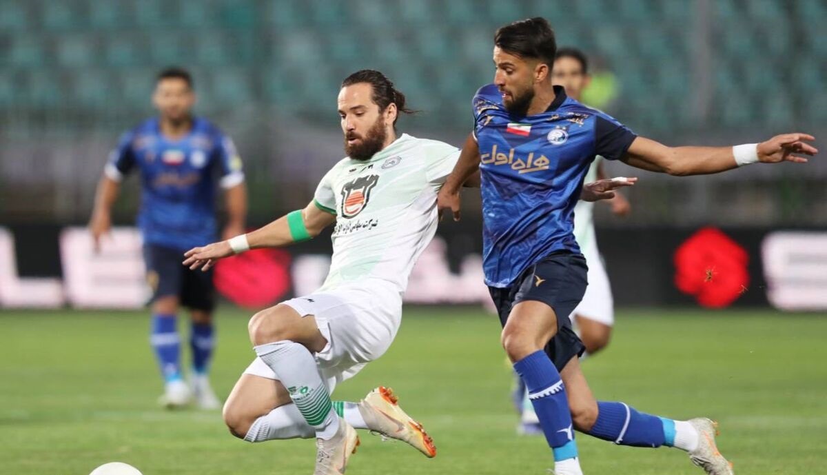 این بار هم خود افشاریان گفت که پنالتی برای استقلال صددرصد بود این بار هم خود افشاریان گفت که پنالتی برای استقلال صددرصد بود