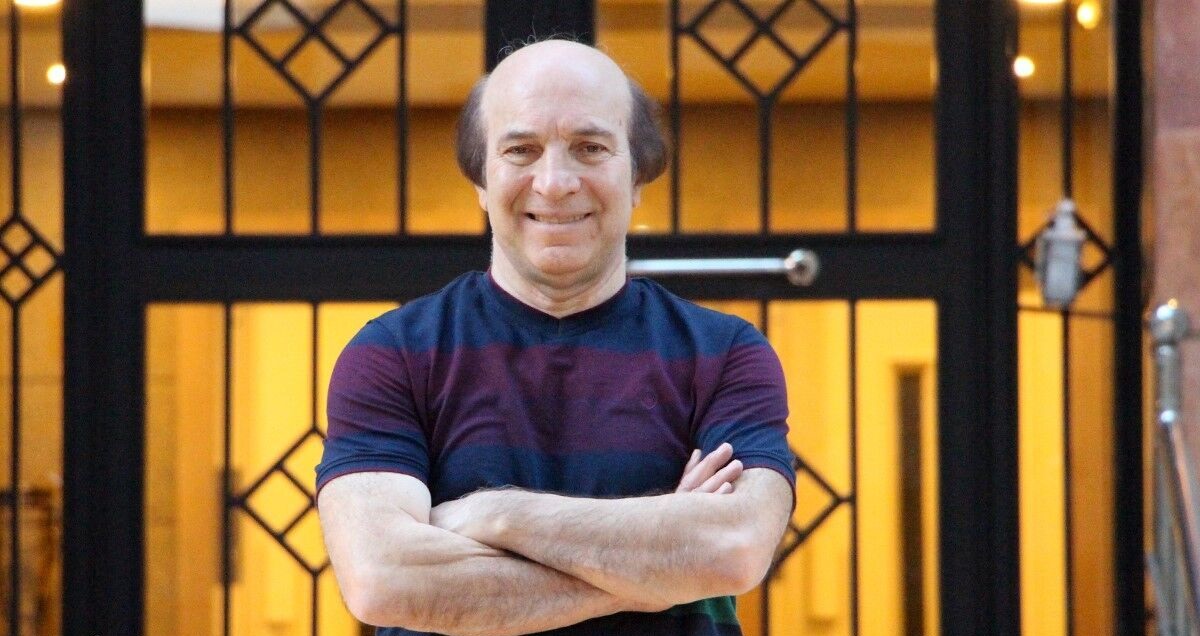 چرا هیچ داوری به ضرر پرسپولیس اشتباه نمیکند؟ چرا هیچ داوری به ضرر پرسپولیس اشتباه نمیکند؟