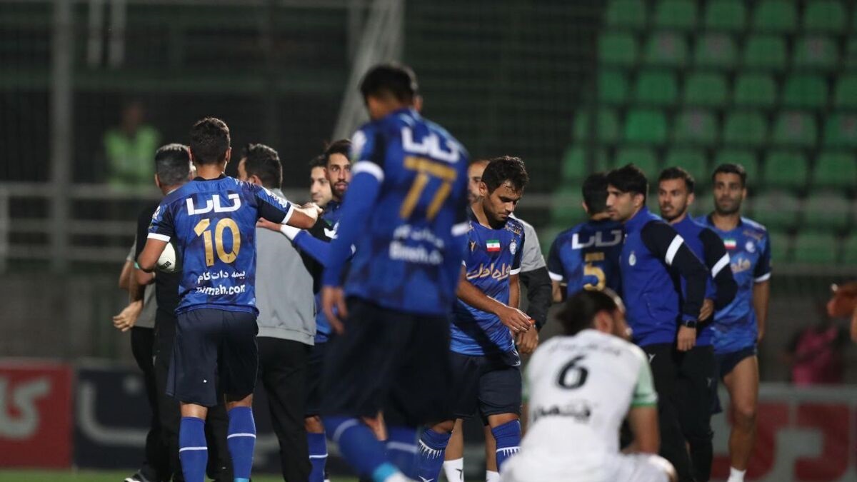 قرارداد ۹ میلیاردی بازیکنی که یک دقیقه هم برای استقلال بازی نکرده! قرارداد ۹ میلیاردی بازیکنی که یک دقیقه هم برای استقلال بازی نکرده!