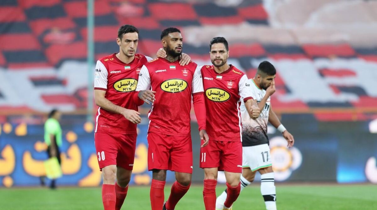 پرسپولیسیها پشت لوکادیا درآمدند پرسپولیسیها پشت لوکادیا درآمدند