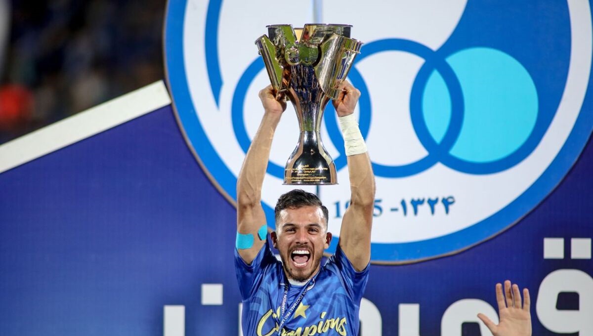 این استقلالی در جشن آبی ها شرکت نکرد این استقلالی در جشن آبی ها شرکت نکرد