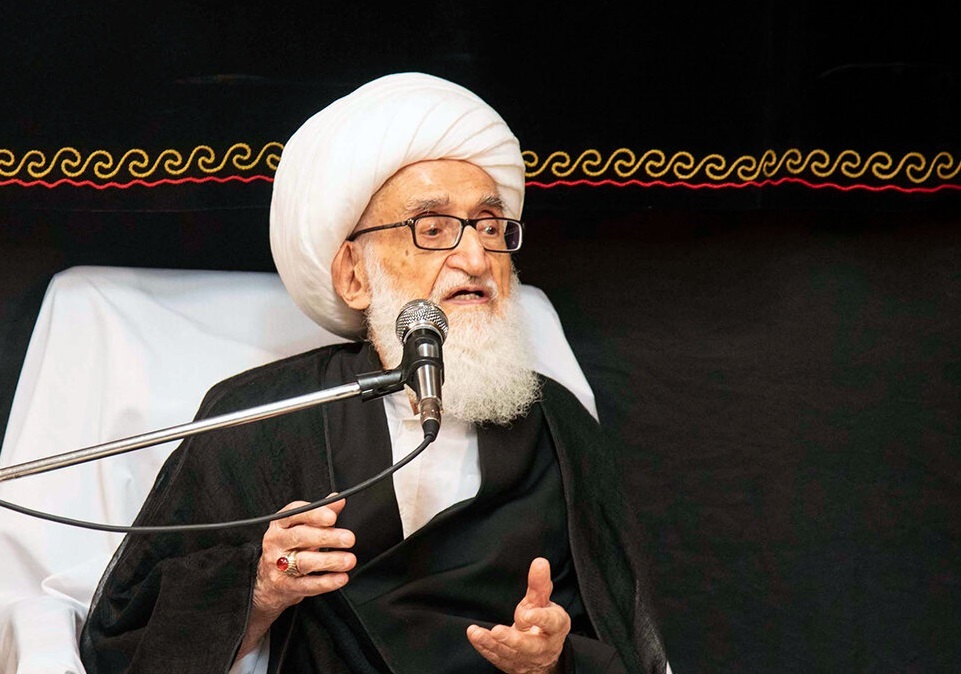 آیت الله نوری همدانی: جامعه‌ای که گرفتار فقر، جهل و بی‌عدالتی باشد، هرگز پیشرفت نمی‌کند / مردم در شرایط کنونی نیاز به کمک و رسیدگی دارند