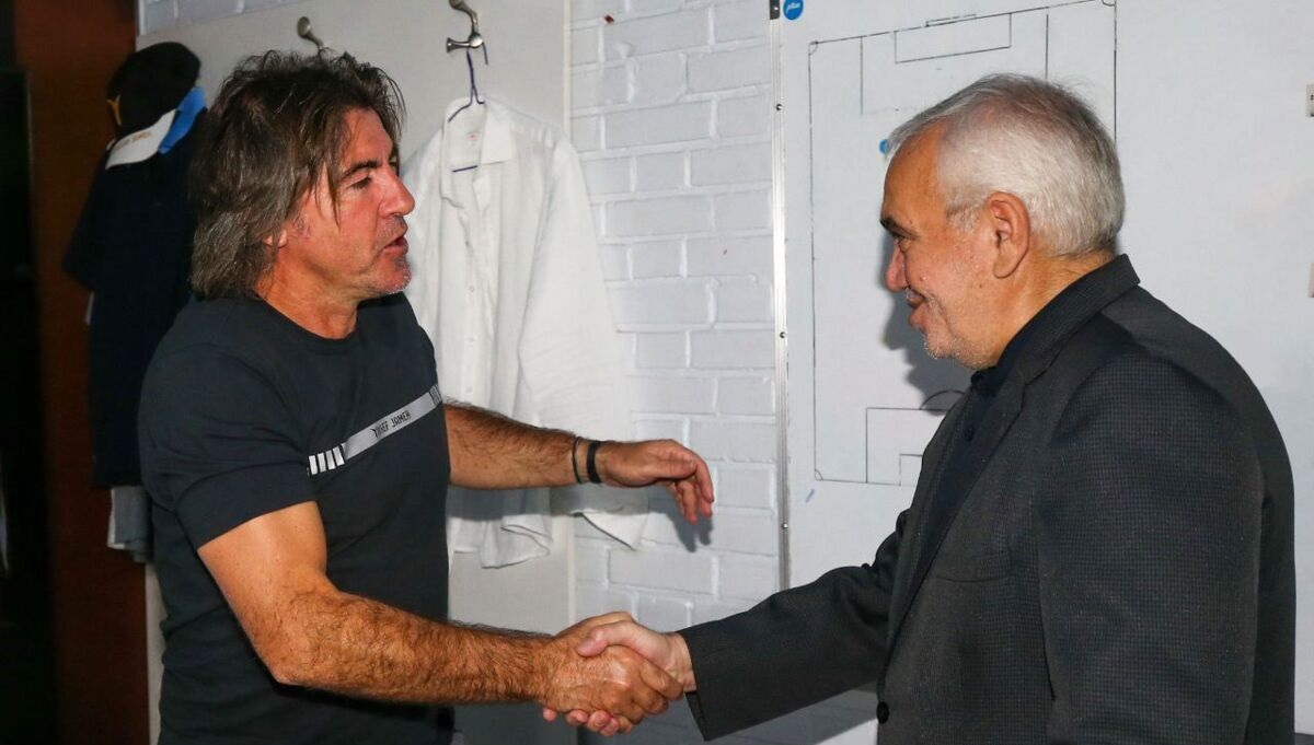 فتح الله زاده در نقل و انتقالات غوغا به پا می کند ؛ ورودی های استقلال