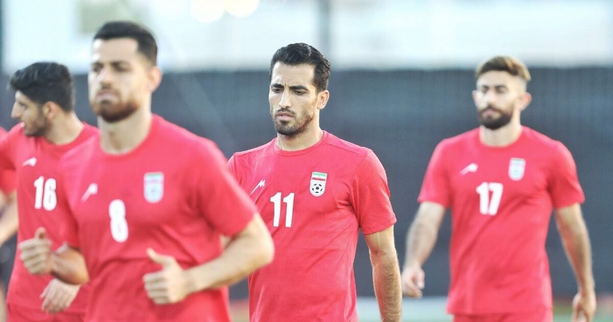 دربیبازان پرسپولیس علیه استقلال و ساپینتو دربیبازان پرسپولیس علیه استقلال و ساپینتو