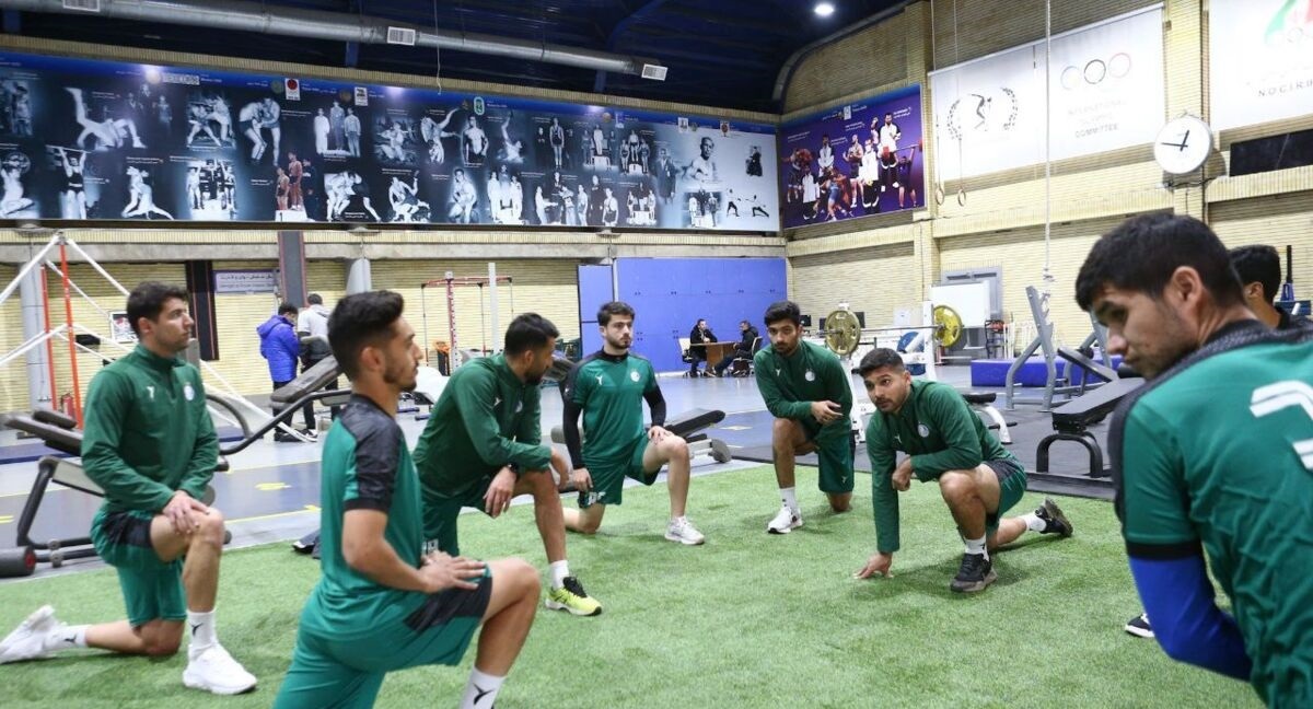 کنایه بازیکنان استقلال به مدیران ؛ آسیا پرید؟ کنایه بازیکنان استقلال به مدیران ؛ آسیا پرید؟