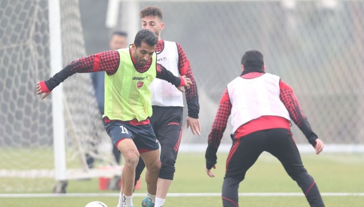 سورپرایز سرمربی پرسپولیس برای دربی را بشناسید سورپرایز سرمربی پرسپولیس برای دربی را بشناسید