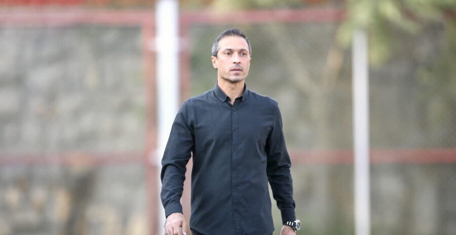 پرسپولیس صدرنشین است و اختلاف ۲ امتیازی فشار بیشتری روی استقلال میآورد پرسپولیس صدرنشین است و اختلاف ۲ امتیازی فشار بیشتری روی استقلال میآورد