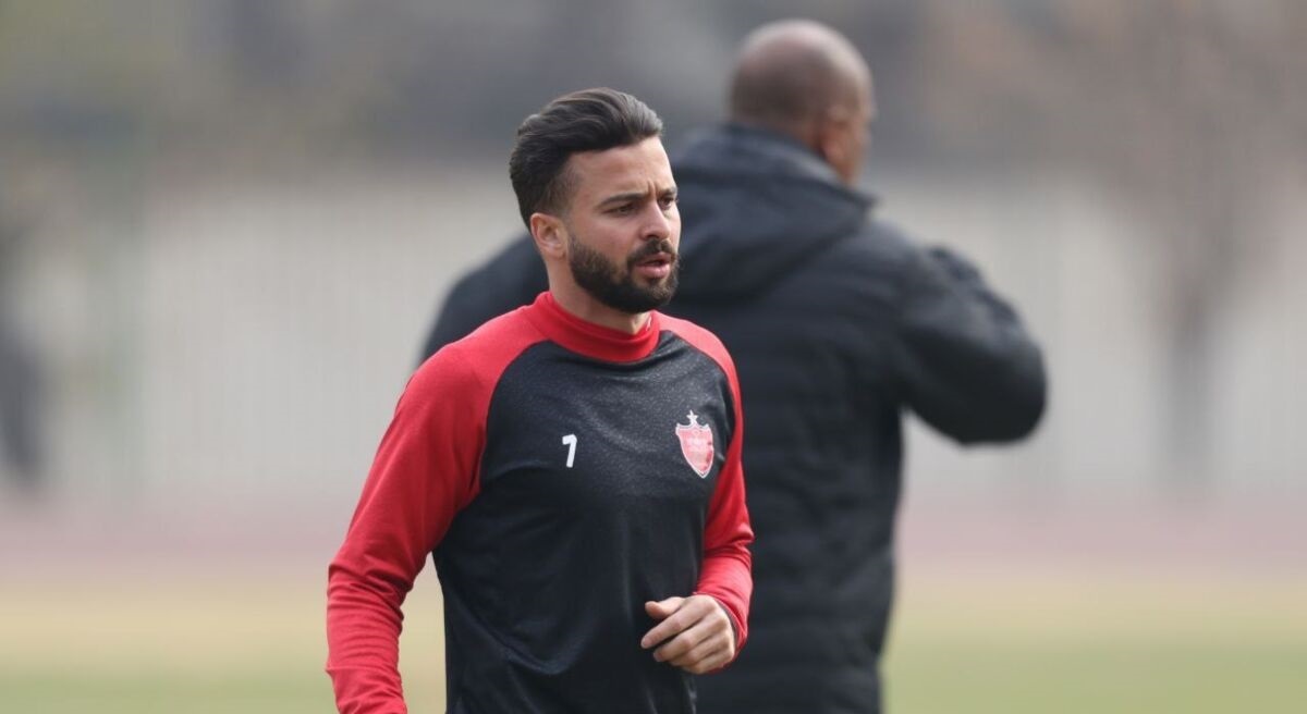 بین هافبک پرسپولیس و سرمربی استقلال چه گذشت؟ بین هافبک پرسپولیس و سرمربی استقلال چه گذشت؟