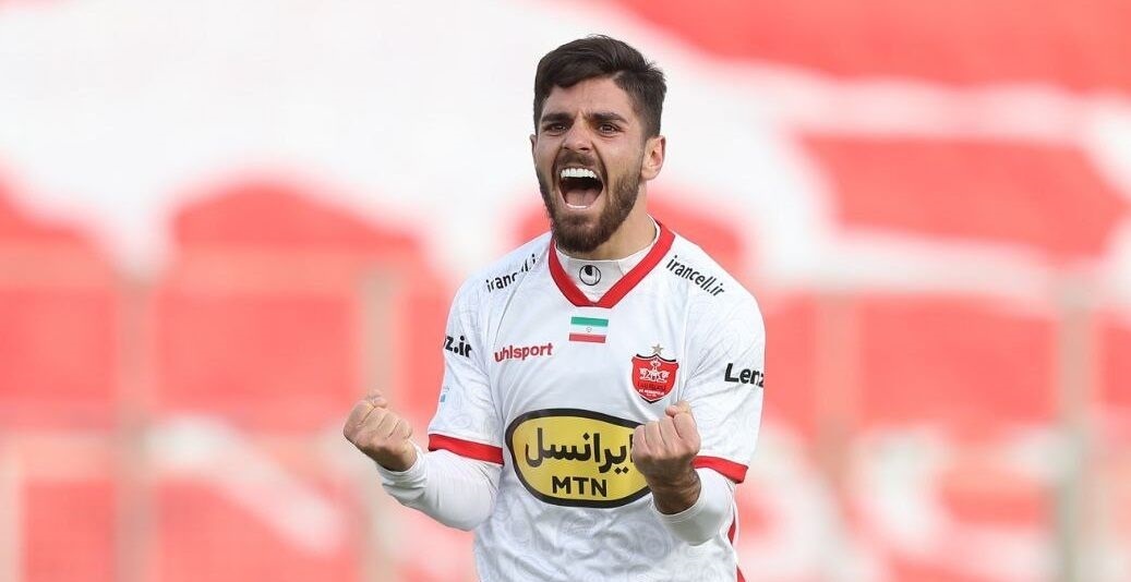 پدیده پرسپولیس بهترین هافبک سال شد پدیده پرسپولیس بهترین هافبک سال شد