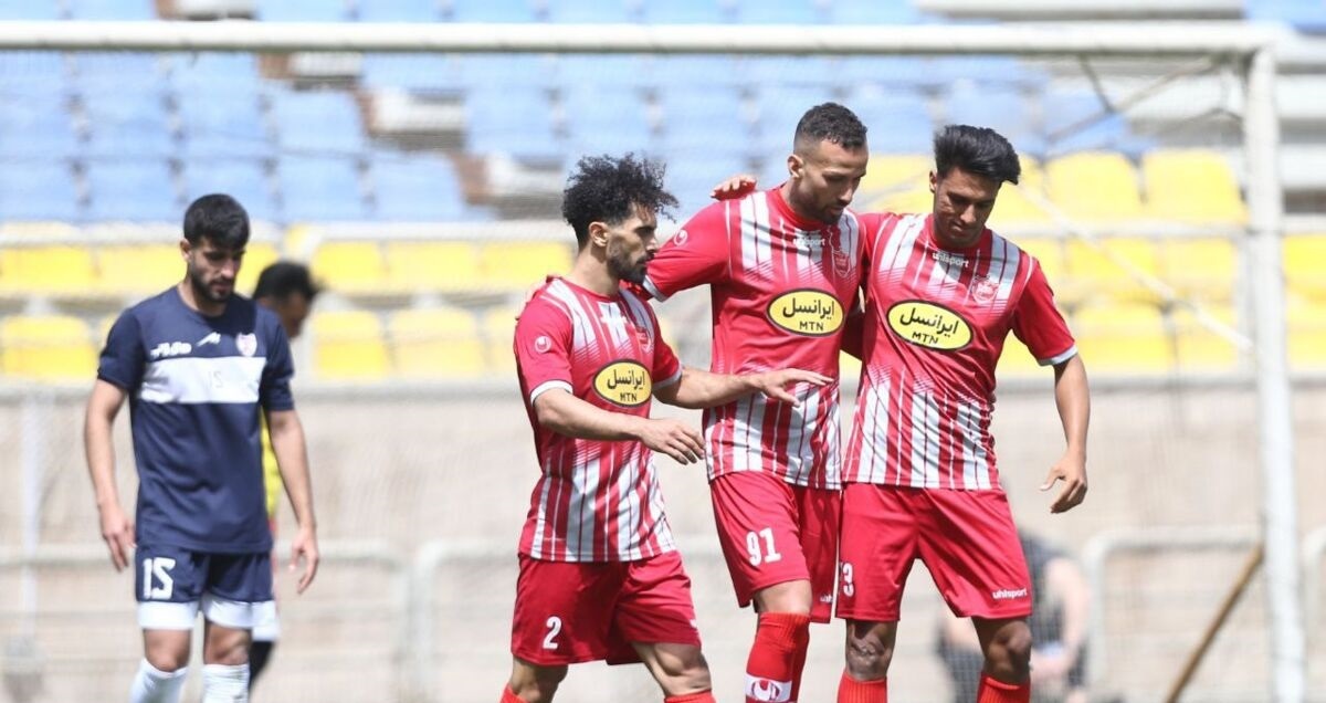 ۷ ستاره پرسپولیس فاتح دروازه استقلال ۷ ستاره پرسپولیس فاتح دروازه استقلال