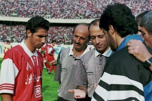 ستاره پرسپولیس اینگونه تغییر پست داد ستاره پرسپولیس اینگونه تغییر پست داد