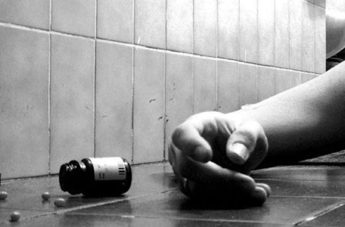نماینده مجلس: هر روز چندین جوان در ایلام به علت بیکاری خودکشی می‌کنند